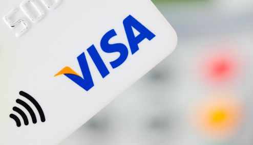 Picture 0 for Πρόσθετο αφορολόγητο για όσους πραγματοποιούν δαπάνες πάνω από το 80% του εισοδήματός τους με τη χρήση κάρτας 