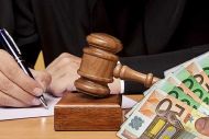 Απόφαση - κόλαφος για τα πρόστιμα της εφορίας σε ελεύθερους επαγγελματίες
