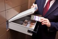 ΑΑΔΕ : Σχετικά με το άνοιγμα τραπεζικών θυρίδων