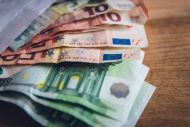 Επιστρεπτέα προκαταβολή: Aπό Ιούλιο και σε 96 δόσεις η έναρξη αποπληρωμής