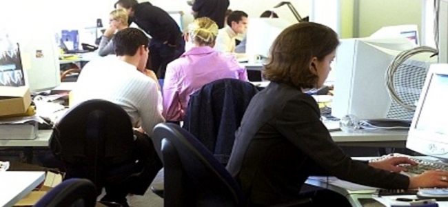 Picture 0 for Πότε συμφέρει στους Δημοσίους Υπαλλήλους να λαμβάνουν τις 3μηνες αποδοχές μετά την αποχώρησή τους