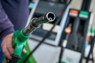 Fuel Pass 2: Τη Δευτέρα ξεκινούν οι αιτήσεις - Οδηγός για δικαιούχους και ποσά