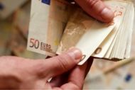 ΕΛΣΤΑΤ: Το 2021 τα ελληνικά νοικοκυριά δαπάνησαν 1.419 ευρώ το μήνα για αγορές