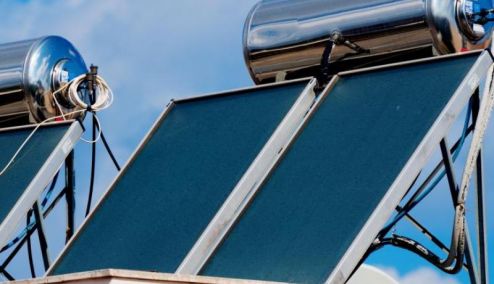 Picture 0 for Ηλιακοί θερμοσίφωνες: Πότε ξεκινούν οι αιτήσεις – Ποιοι είναι δικαιούχοι