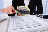 Στενεύει ο φορολογικός κλοιός για τα αδήλωτα εισοδήματα