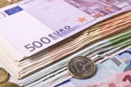 Γραφείο Προϋπολογισμού της Βουλής: Προβλέπει ανάπτυξη 2,5% και πληθωρισμό 2,9% το 2024