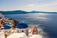 ΙΝΣΕΤΕ: Σε ιστορικά υψηλά η συμβολή του τουρισμού στην ελληνική οικονομία