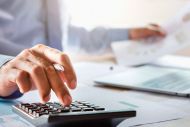 Οι φορολογικές υποχρεώσεις μέχρι το τέλος του μήνα - Τι γίνεται με τις ληξιπρόθεσμες οφειλές