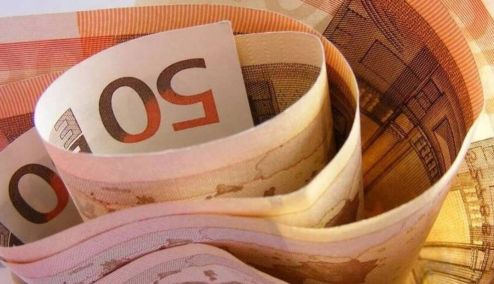 Picture 0 for  Φορολογικό νομοσχέδιο: Τι κερδίζουν άμεσα μισθωτοί και συνταξιούχοι