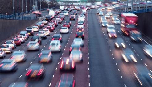 ΑΑΔΕ: Τέλη κυκλοφορίας μόνο για τους μήνες που οδηγείς – Πώς γίνεται η άρση ακινησίας online