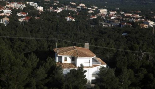 Picture 0 for Απόφαση - βόμβα του ΣτΕ: Στον αέρα η τακτοποίηση αυθαιρέτων