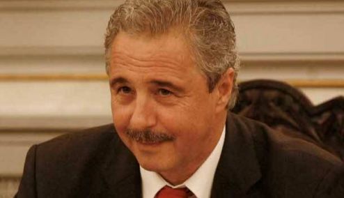 Picture 0 for Μείωση φόρου για διατηρητέα κτήρια και οικισμούς ζητά ο Μανιάτης