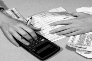 ΦΠΑ: Ποδαρικό με τσουχτερά πρόστιμα για τους... αμελείς