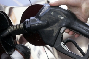 Άνοδο 30% σημείωσε η τιμή της αμόλυβδης βενζίνης